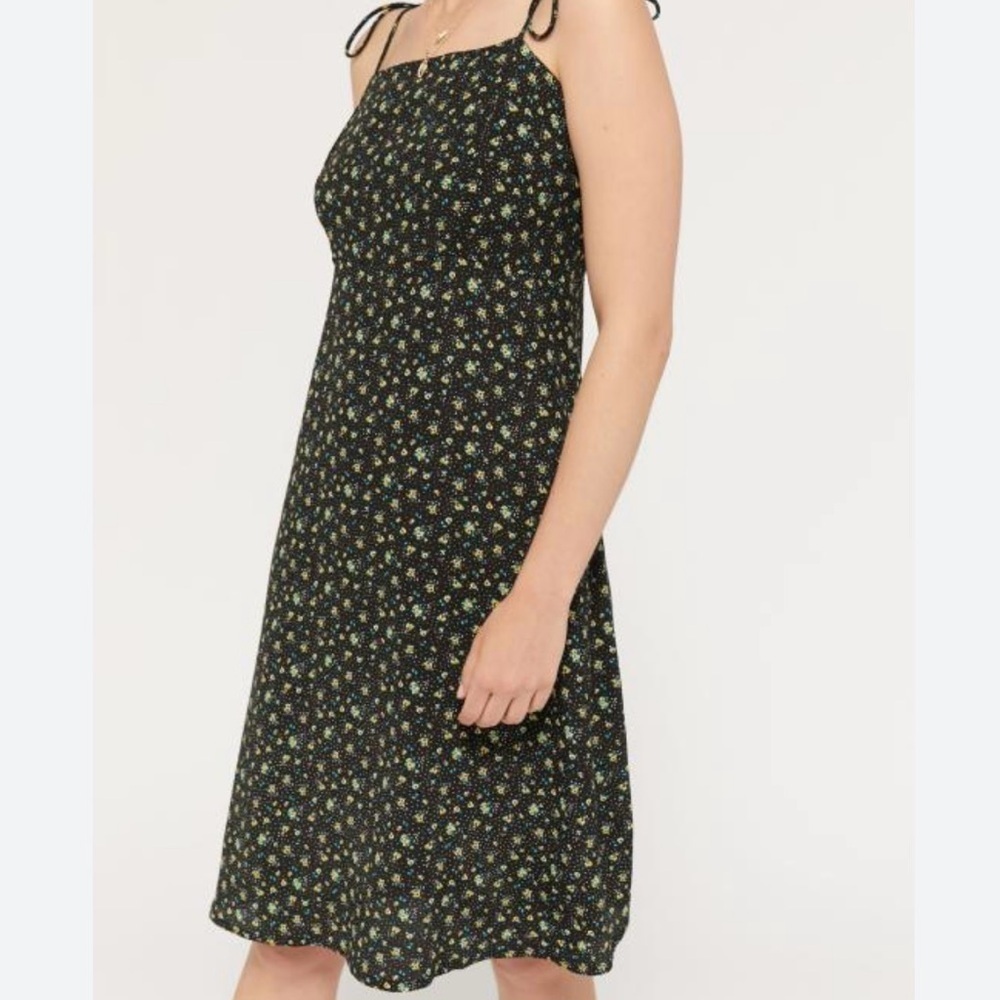 Urban Outfitters Ashlee Black Floral Midi Dress 8